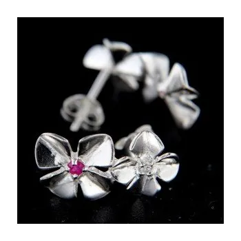 Náušnice Stříbrné náušnice na puzetu