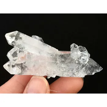 Přírodní kámen Křišťál přírodní drúza s krystaly 38g