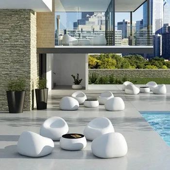 EURO 3 PLAST S.p.A. Designové plastové křeslo Gumball Armchair - 6245, Provedení Speciální edice barvy s 1000 barevnými kuličkami, Barva (official) Bílá