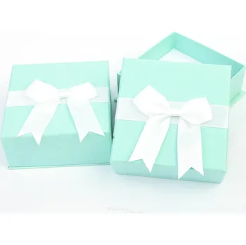 Dárková krabička Dárková krabička zelená s bílou mašlí 8.5 x 8.5cm