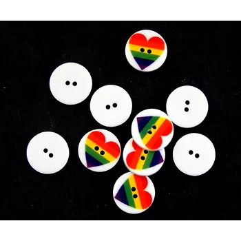Knoflík GU421, Plastový knoflík, duhové srdce, 15 mm / 1 kus