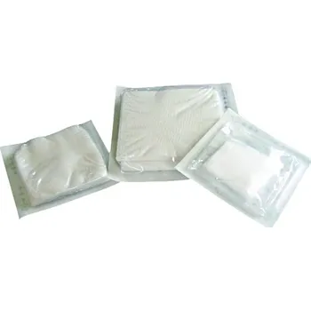 Kompres Batist Gázový kompres sterilní 17/8, 3 ks blistr, 1 ks Velikost: 5 x 5 cm