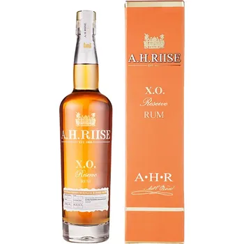 Rum A.H. RIISE X.O Reserve Superior Cask (0,7l) v dárkové krabičce