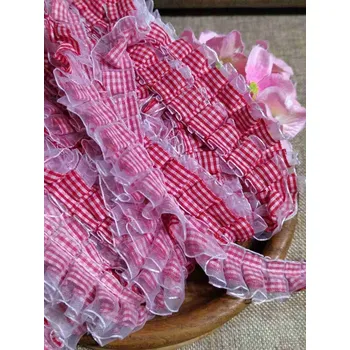 Krajka Oděvní prýmek šíře 20 mm s volánkem káro červená