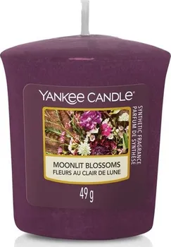 Svíčka Yankee Candle Moonlit Blossoms