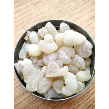 Čajovna Kadidlo Premium 15g: Množství kadidla je 15 g, dodáváno v dárkové krabičce.