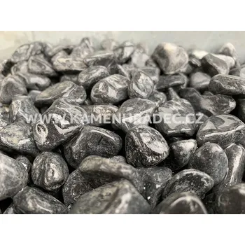 Zahradní dekorace KHK černé oblázky 25 - 40 mm 25 kg (pytel)