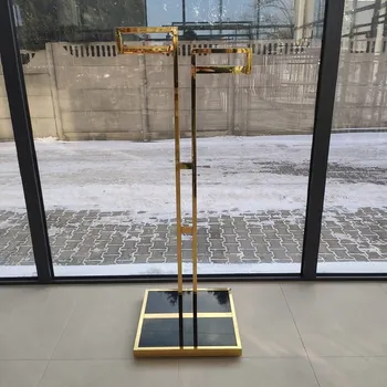 Figurína Zlatý stojan RT-005