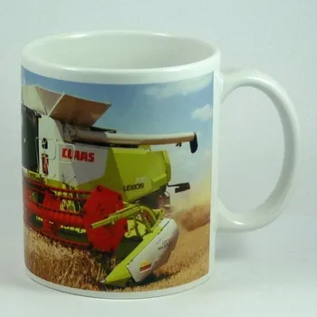 Hrnek s kombajnem