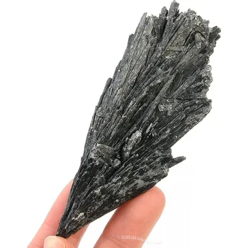 Přírodní kámen Surový kyanit disten černý (74g)