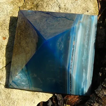 Pyramida Achát-modrá
