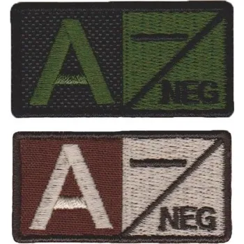 Nášivka NAVYS Označení krevní skupiny A- velcro suchý zip Barva: desert