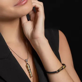 Náramek Lampglas Náramek Black Beauty s 24karátovým zlatem v perle Lampglas