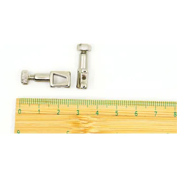 Příslušenství k šicímu stroji Šroub jehly Veronica