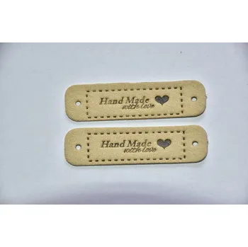 Koženkový štítek Hand made with love 5,5 x 1,5cm béžový