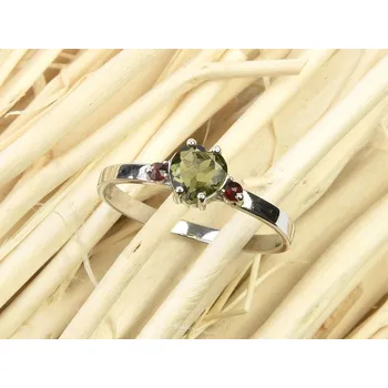 Prsten Vltavín a granáty prsten srdce 6 x 6mm standard Ag 925/1000 + Rh