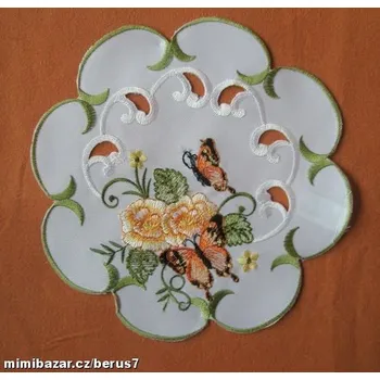 ubrus UBRUS vyšívaný prům. 19 cm Motýl zelený lem