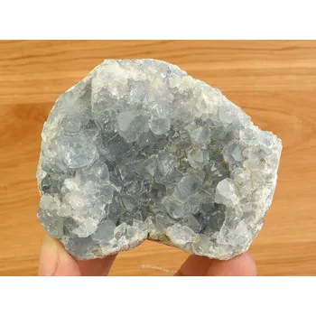 Přírodní kámen Drúza z celestýnu Madagaskar 341g