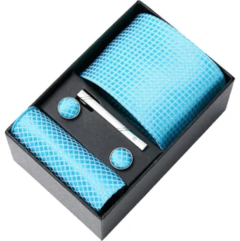 Kravata Amparo Miranda® Dárková sada kravata, kapesníček, spona a manžetové knoflíčky A80, Barva světle modrá