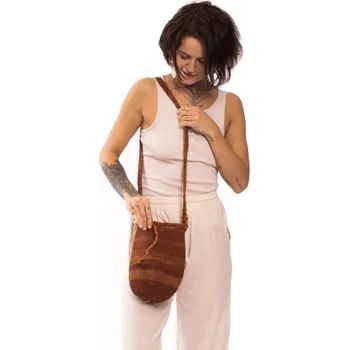 Taška MOCHILA od kmene Kogi – CYKLICKÁ ŽENA