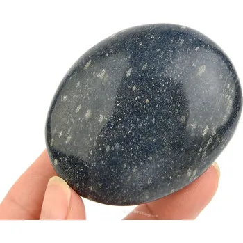 Přírodní kámen Leštěný lazurit z Madagaskaru 125g