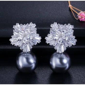 Náušnice B-TOP Dámské náušnice VLOČKA S ŠEDOU PERLOU - bílé pozlacení