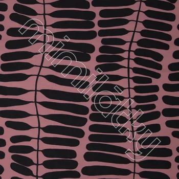 Černé větvičky na starorůžové úplet