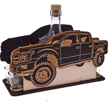 Žertovný předmět Dárková souprava terénní auto s lahví a štamperlíky