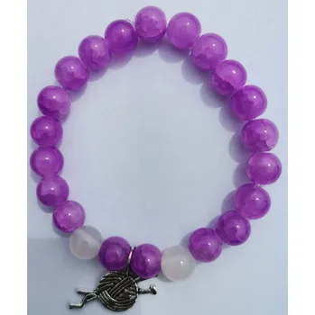 Náramek Náramek nejen pro pletařku s přívěskem klubíčka fialový 8 (Náramek s přívěškem)