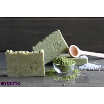 Mýdlo Solná Moringa 100 g (Solné mýdlo s moringou a aloí, dobře odstraní mrtvé buňky a s aleí osvěží pokožku,mýdlo je vyrobené v rodinné mydlárně Mydlitto ® pro krásnou a zdravou pokožku.)