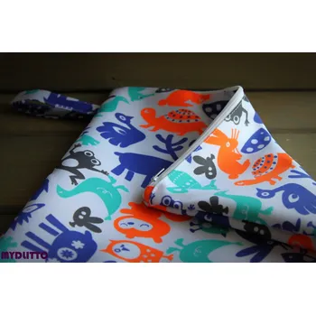 Školní sáček Velký nepromokavý pytlík - zvířátka na bílé