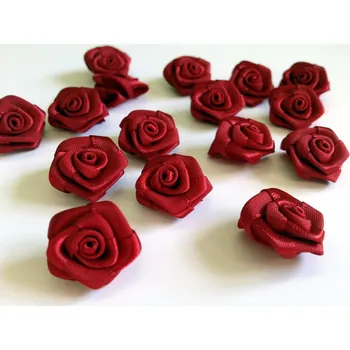 Party dekorace Saténové růžičky bordó