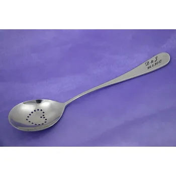 Svatební dekorace Děrovaná svatební lžíce s gravírováním
