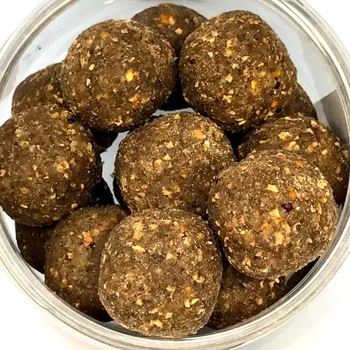 Boilies Imothep carpbaits Imothep Hook balanced - spicy squid (CLEOPATRA) 24 mm 150ml