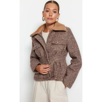 Dámský kabát Trendyol Brown Premium Plyšový kabát s límečkem Trendyol hnědá 2334515