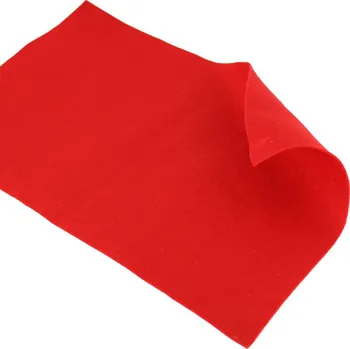 Plsť (filc) 1mm - šíře 180cm/1bm Plsť (filc) 1mm - šíře 180cm/1bm: 519 Červená