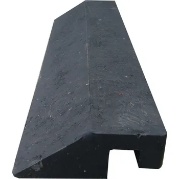 Nájezd vysoký s horním zámkem 40 x 10 x 4,3 cm pro zátěžové plastové rohože 102re a 103re