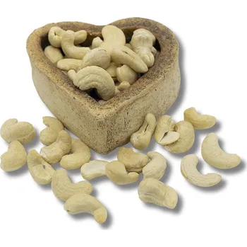 Sušená potravina FITBOY Kešu natural W320 5000g 5000g