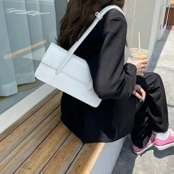 Kabelka Malá dámská retro kožená kabelka - Bílá