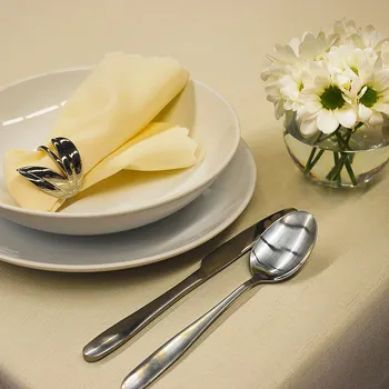 ubrus Nešpinivý / teflonový látkový ubrus UNI 0377 KRÉMOVÁ, 140x220cm (obdélník)