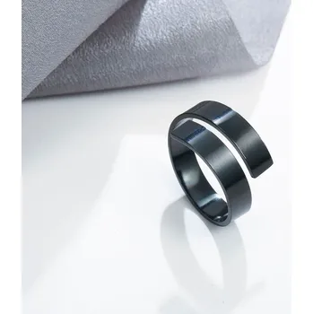 Prsten B-TOP Nerezový prsten ve tvaru Spirály Druh barvy: Černá