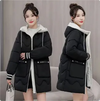 Dámský kabát Ležérní dámský zimní kabát s designovým lemem na rukávech Barva: černá 2, Velikost: XL