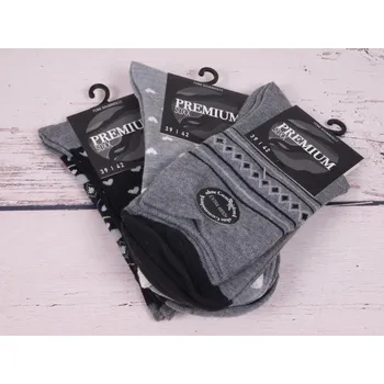 Dámské ponožky CNB BERLIN SADA 3 PÁRŮ ponožky DE 34262 černé a šedé se srdíčky a vzorkem 3 páry velikosti ponožek: 26-28 (EUR vel. 39-42)