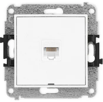 Elektrická zásuvka KARLIK Zásuvka pro PC 1x RJ45, kat. 5e, 8 pin, bez popisového pole Barva: Matná bílá