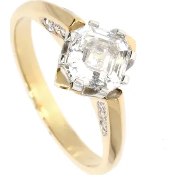 Prsten Zlatnictví Helios Prsten s kombinací zlata se zirkony Velikost: 51, Kameny: Se Zirkony, Váha: 3,55 g