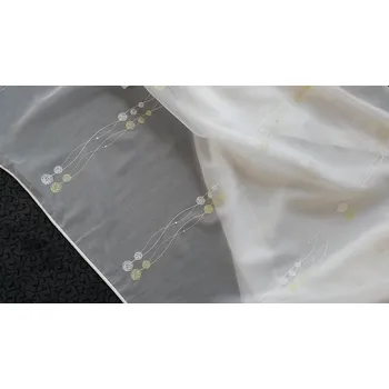 GERSTER Záclona voál se zelenou výšivkou Gerster 11115/500 300 cm