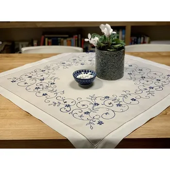 ubrus BYTEMA Vyšívaný ubrus a šála BÍLÝ MODRÝ KVĚT 40x110