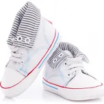 Kojenecké capáčky - 0-6 měsíců KTR 010 WHITE