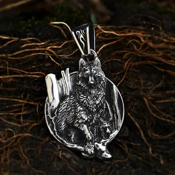 Řetízek Náhrdelník a přívěsek vlk