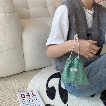 Kosmetická taška Kosmetická taštička se šňůrkou - Tráva zelená